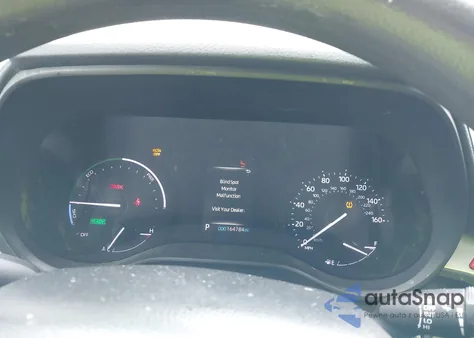 2021 Toyota Sienna Le z USA, uszkodzony, nr VIN 5TDKSKFC7MS007904